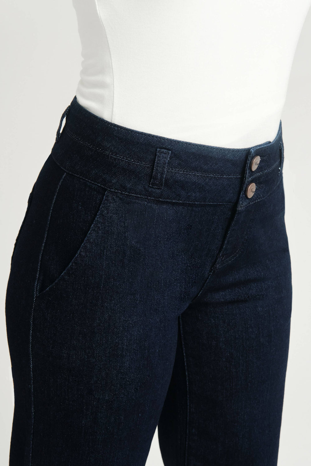 Petite 29" Slim Wide Leg Jeans in Dark Wash