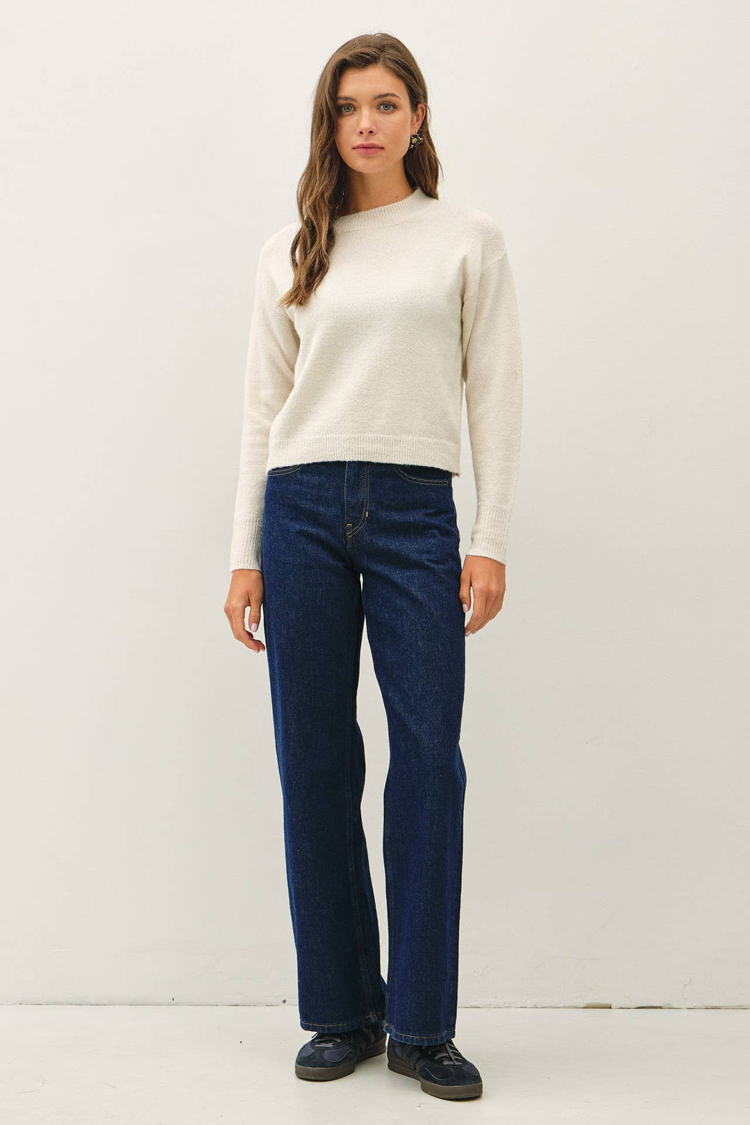 Classic Crew Neck Long Sleeve Knit Sweater