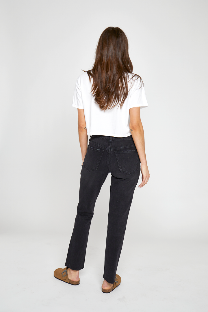 Crosby Mid Rise Relaxed Taper Jean in Washed Black