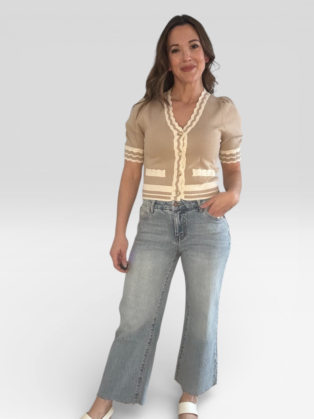 Beige Short Sleeve Scalloped Neckline Knit Cardigan