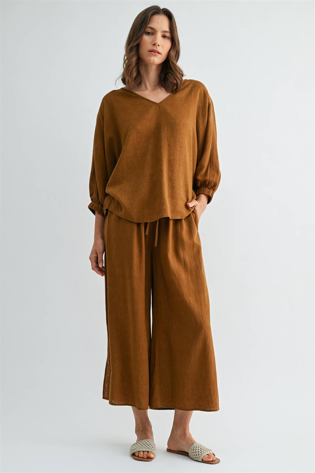 SIDE SLIT LINEN PANTS