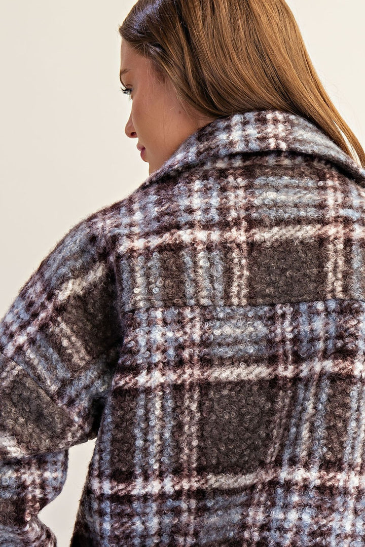 Plaid Textured Button Down Collared Jacket in Winter Forest