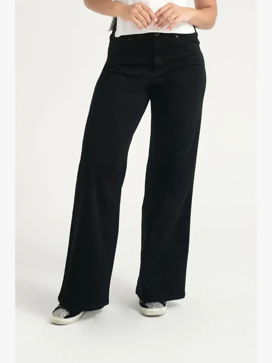 Petite 28" Better Butter Wide Leg Jeans in Black