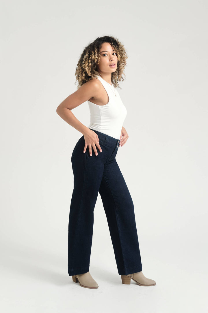 Petite 29" Slim Wide Leg Jeans in Dark Wash